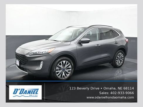 Used 2022 Ford Escape Titanium AWD/4WD image 1