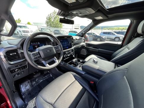 Used 2025 Ford F150 Lariat AWD/4WD image 16