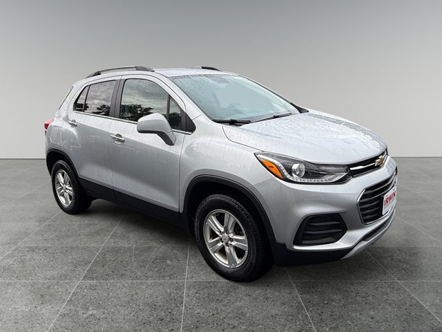 Used 2020 Chevrolet Trax LT w/ LT Convenience Package AWD/4WD image 7