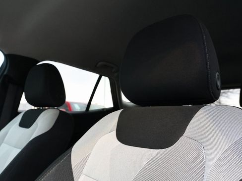 Used 2024 Chevrolet Trax LS w/ LS Convenience Package image 15