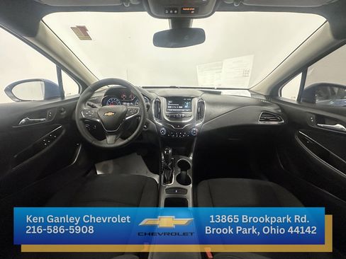 Used 2016 Chevrolet Cruze LT w/ Convenience Package image 20