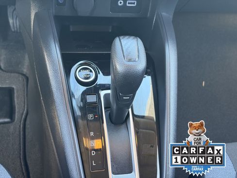 Certified 2025 Nissan Versa SV w/ Trunk Package image 31