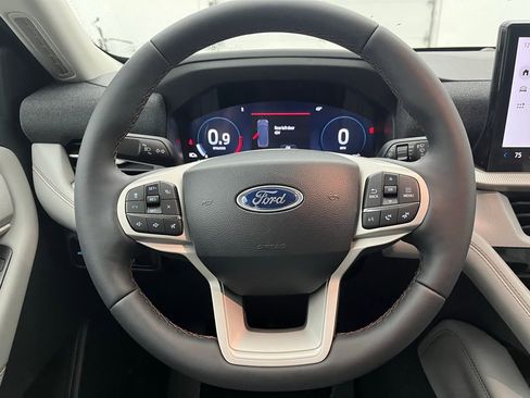 New 2026 Ford Explorer Active w/ Active Comfort Package image 21