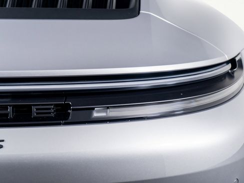 Used 2025 Porsche 911 Carrera 4 GTS image 13