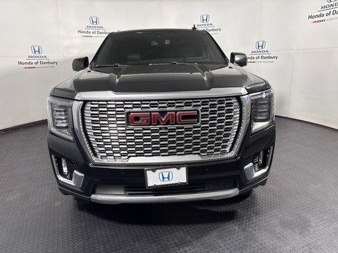 Used 2022 GMC Yukon Denali AWD/4WD image 2