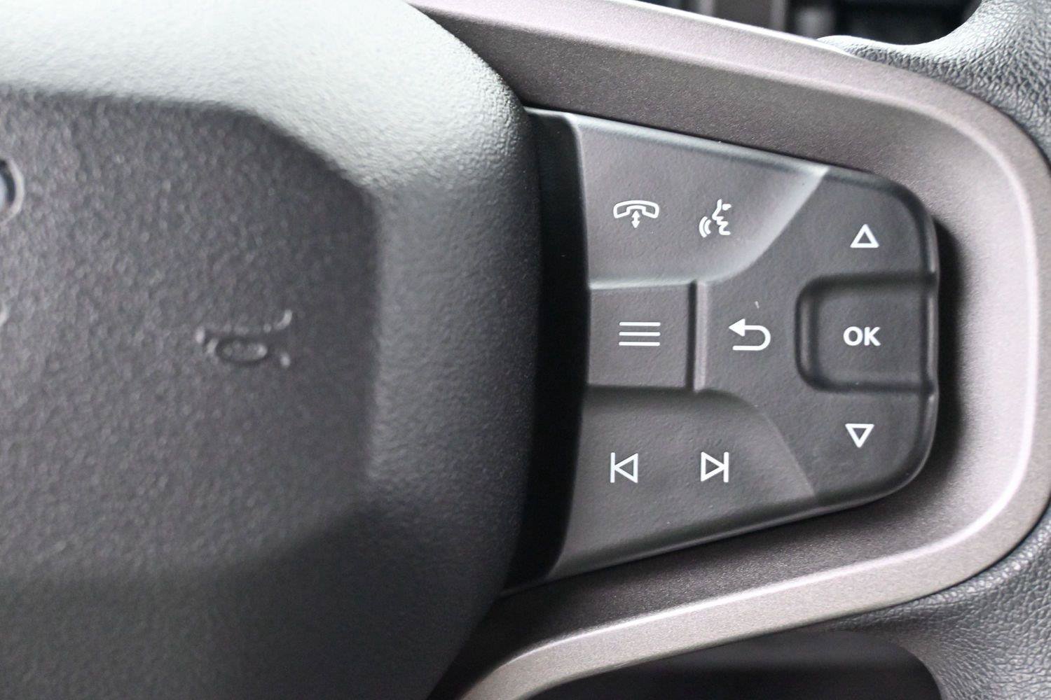 Used 2025 Ford Bronco 4-Door AWD/4WD image 17