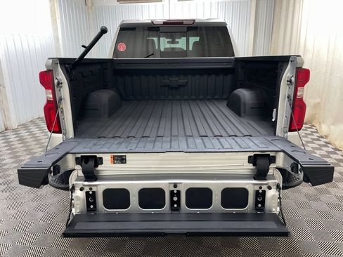 Certified 2021 Chevrolet Silverado 1500 LT Trail Boss w/ Convenience Package II AWD/4WD image 43