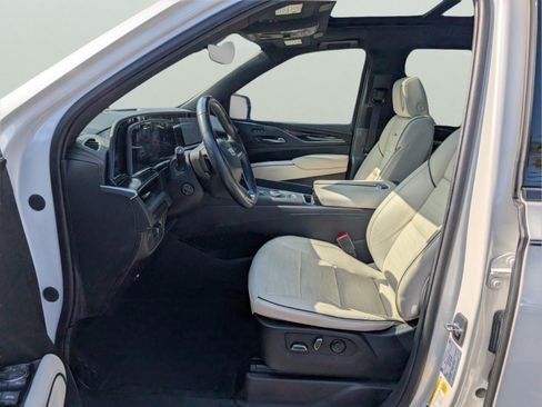 Used 2022 Cadillac Escalade ESV Sport image 14