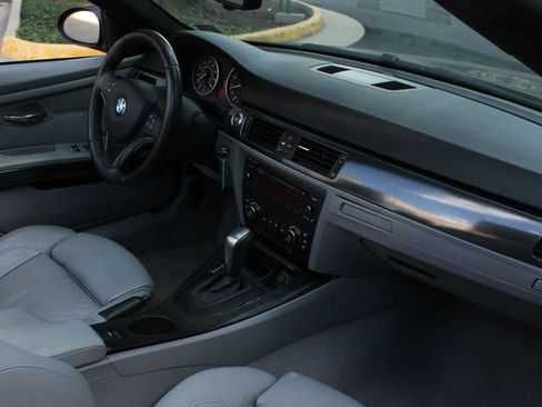 Used 2007 BMW 328i Convertible RWD image 22