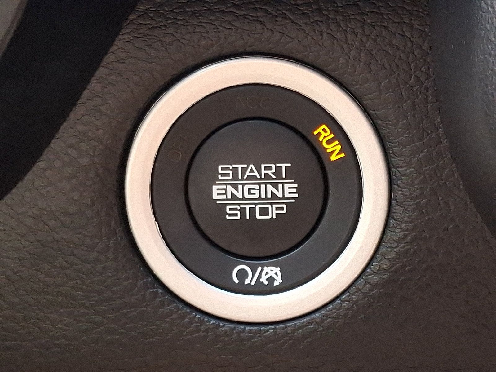 Used 2023 RAM 1500 Laramie AWD/4WD image 23