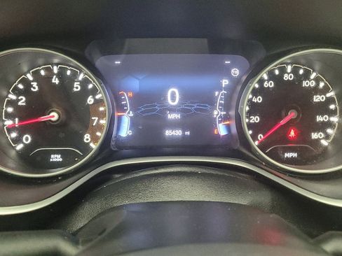Used 2021 Jeep Compass Latitude w/ Sun and Sound Group AWD/4WD image 23
