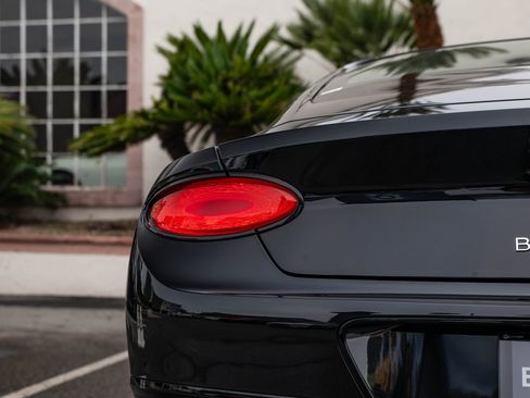 Used 2024 Bentley Continental GT image 35