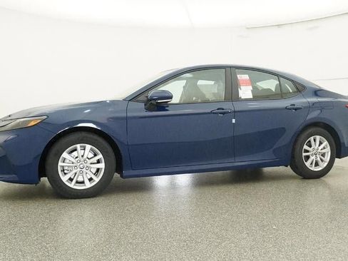 New 2026 Toyota Camry LE image 18