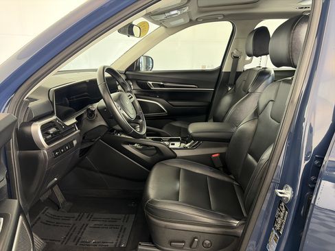 Certified 2023 Kia Telluride S w/ S Sunroof Package image 6