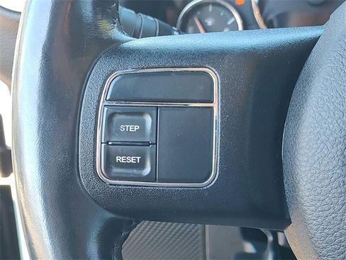 Used 2016 Jeep Wrangler Unlimited Sahara image 20