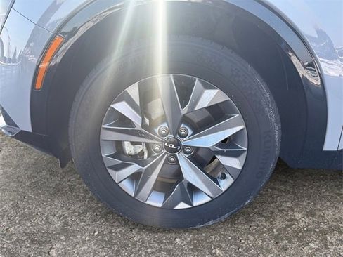 Certified 2023 Kia Sportage SX image 14
