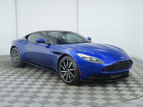 Used 2018 Aston Martin DB11 V12 image 3