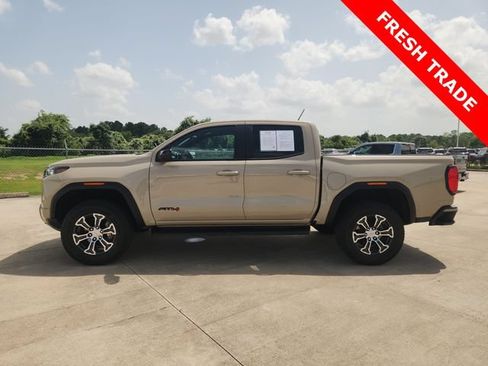Used 2024 GMC Canyon AT4 w/ Technology Package AWD/4WD image 4