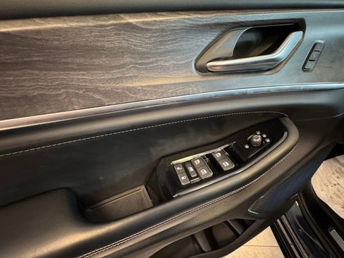 Used 2023 Jeep Grand Cherokee L Overland w/ Rear Seat Video Group I image 11