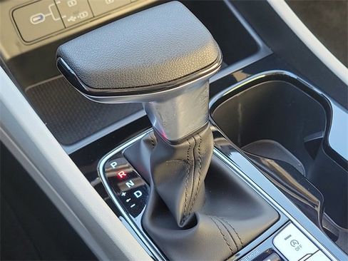 Certified 2025 Hyundai Tucson SE image 31