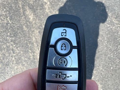 Used 2022 Ford F150 XLT w/ Equipment Group 302A High image 12