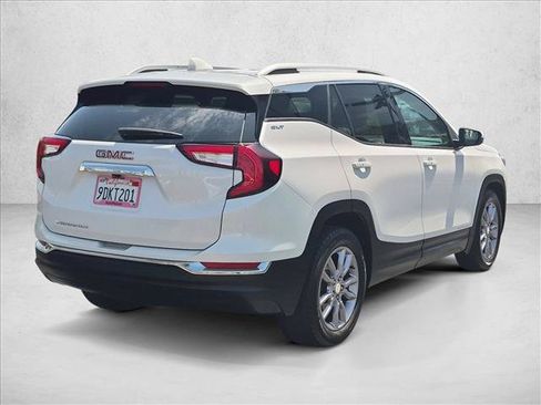 Used 2022 GMC Terrain SLT FWD image 5