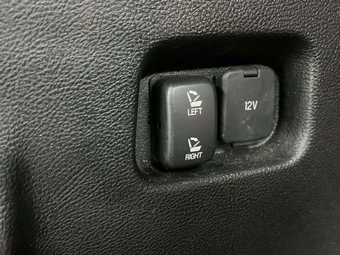 Used 2024 Ford Edge Titanium image 21