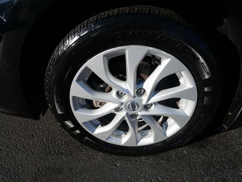 Used 2019 Nissan Sentra SV image 30