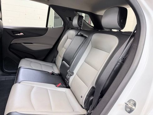 Used 2020 Chevrolet Equinox Premier AWD/4WD image 24