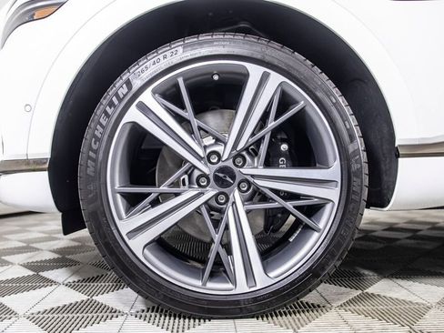 Used 2025 Genesis GV80 3.5T e-SC AWD/4WD image 42