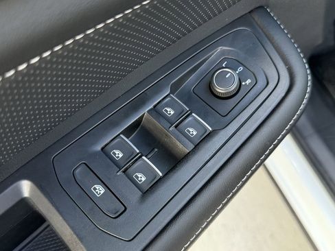 New 2026 Volkswagen Atlas SE image 11