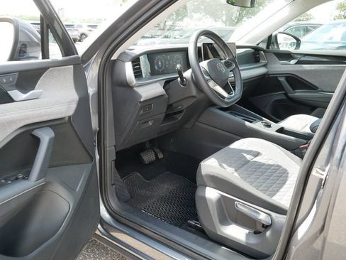 Certified 2026 Volkswagen Tiguan S AWD/4WD image 12