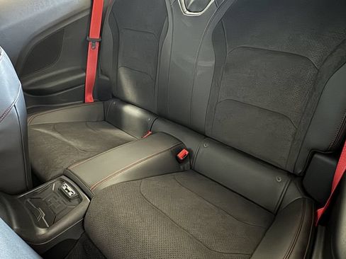 Used 2022 Chevrolet Camaro ZL1 RWD image 5