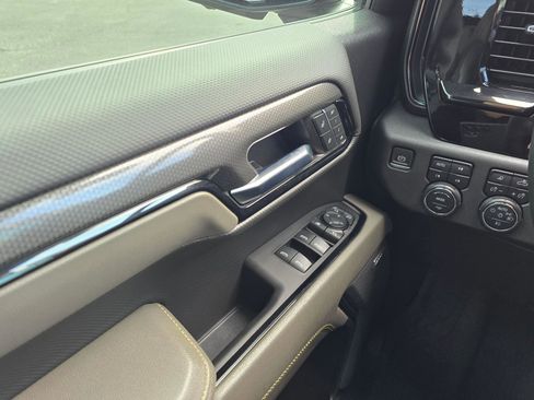 Used 2023 Chevrolet Silverado 1500 ZR2 AWD/4WD image 29
