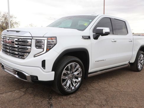 Used 2024 GMC Sierra 1500 Denali w/ Denali Reserve Package image 3