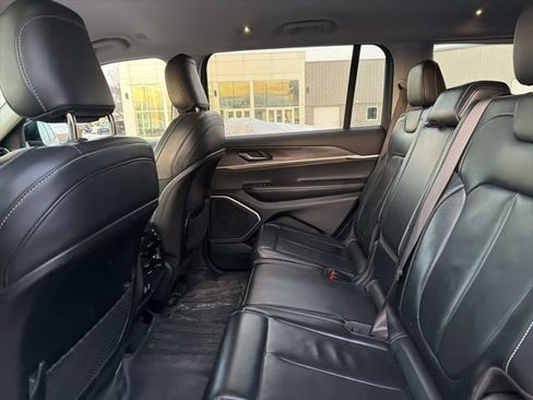 Used 2021 Jeep Grand Cherokee L Limited image 31