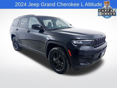Used 2024 Jeep Grand Cherokee L Laredo