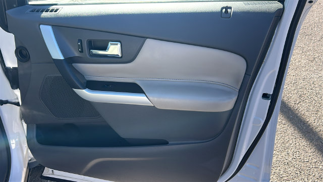 Used 2012 Ford Edge Limited AWD/4WD image 10