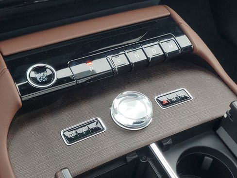 New 2026 Lincoln Navigator L Reserve image 25