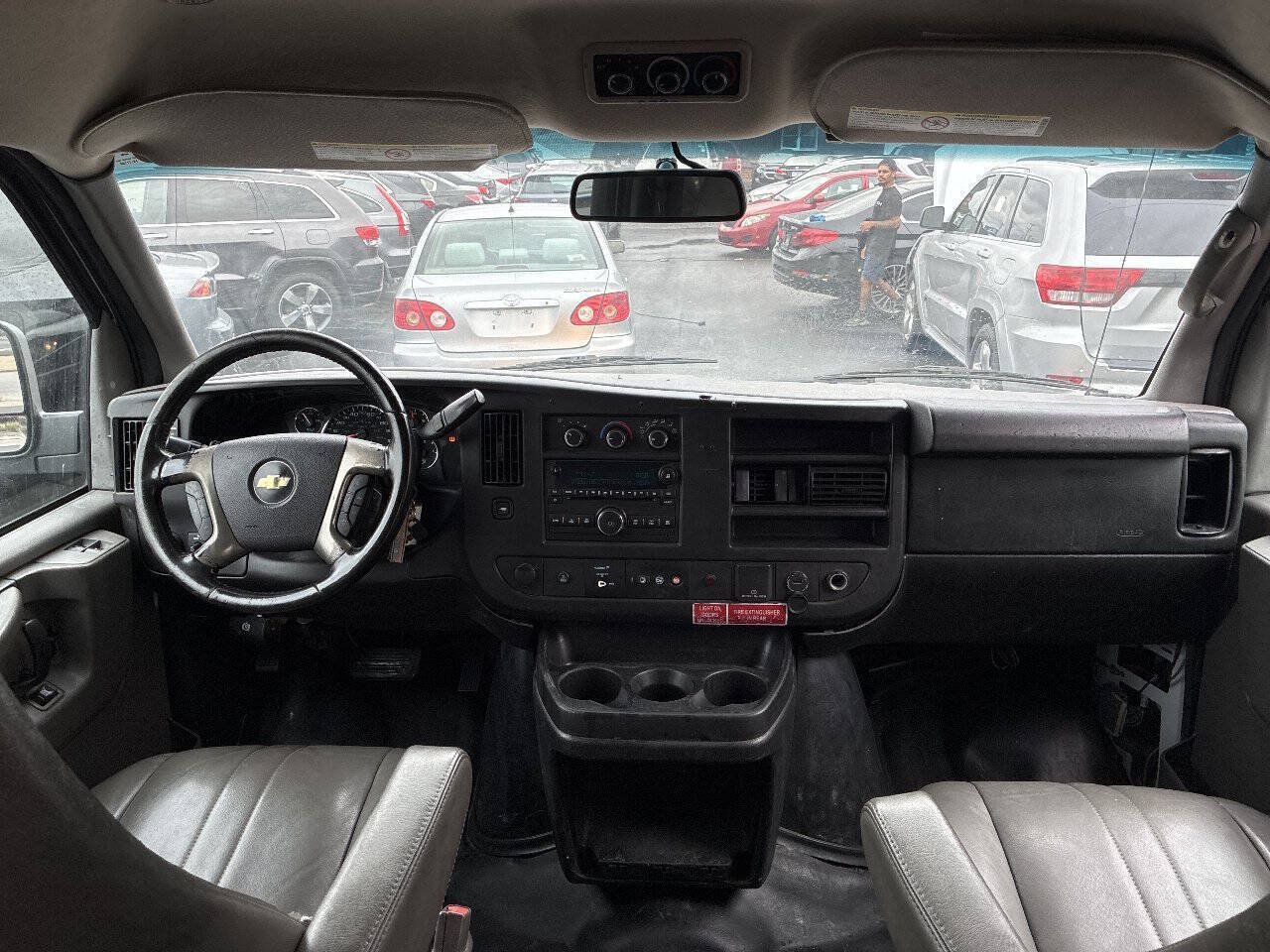 Used 2015 Chevrolet Express 2500 LS RWD image 14