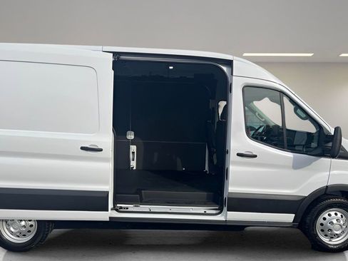 New 2026 Ford Transit 250 148 Medium Roof Extended AWD w/ Load Area Protection Package image 11