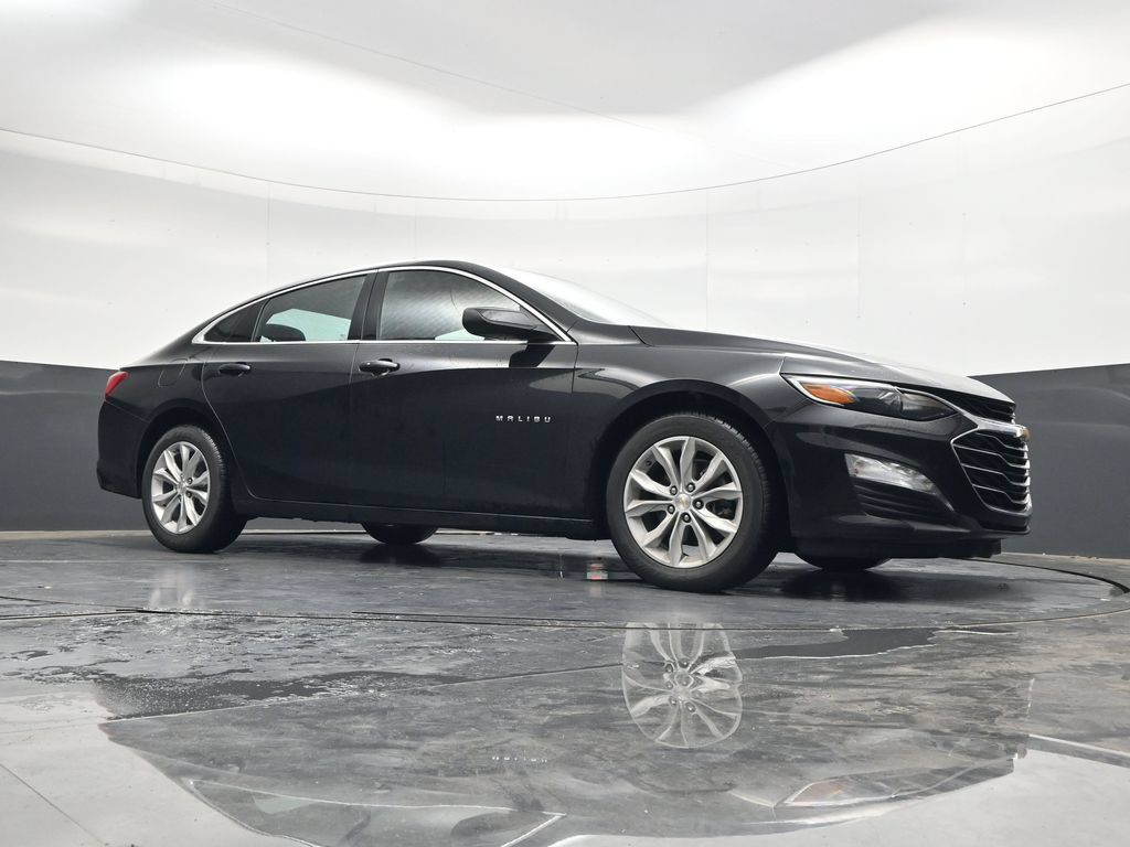 Used 2025 Chevrolet Malibu LT FWD image 18