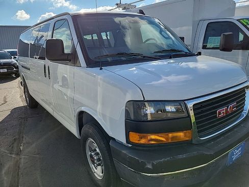 New 2025 GMC Savana 3500 LT w/ LT Preferred Equipment Group RWD image 4