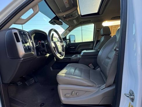 Used 2016 GMC Sierra 2500 Denali w/ Duramax Plus Package AWD/4WD image 20