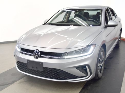 Used 2025 Volkswagen Jetta S FWD image 4