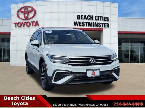 Used 2024 Volkswagen Tiguan S image 3