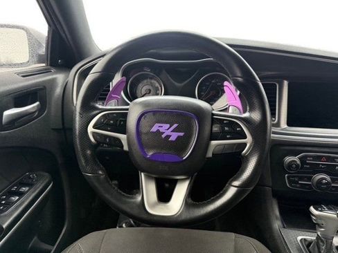 Used 2018 Dodge Charger R/T image 13