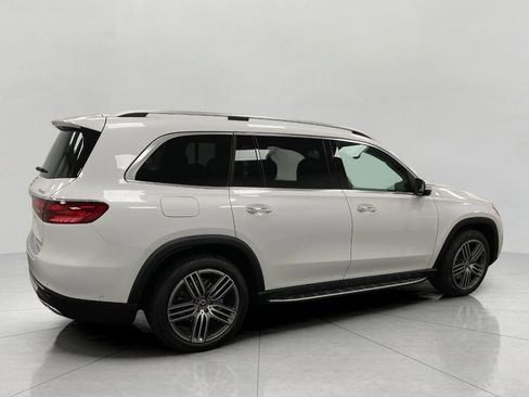 New 2026 Mercedes-Benz GLS 450 4MATIC image 2