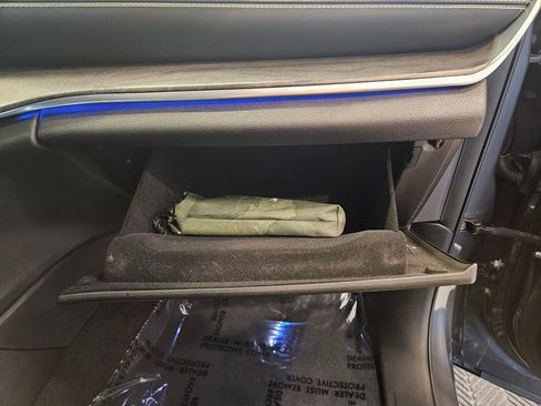 Used 2022 Jeep Grand Cherokee Overland image 32