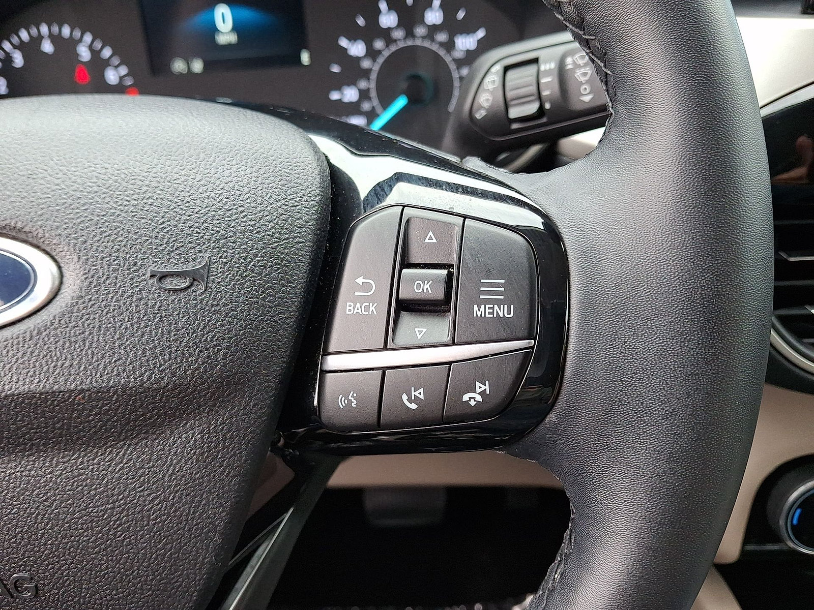 Used 2022 Ford Escape SEL AWD/4WD image 18